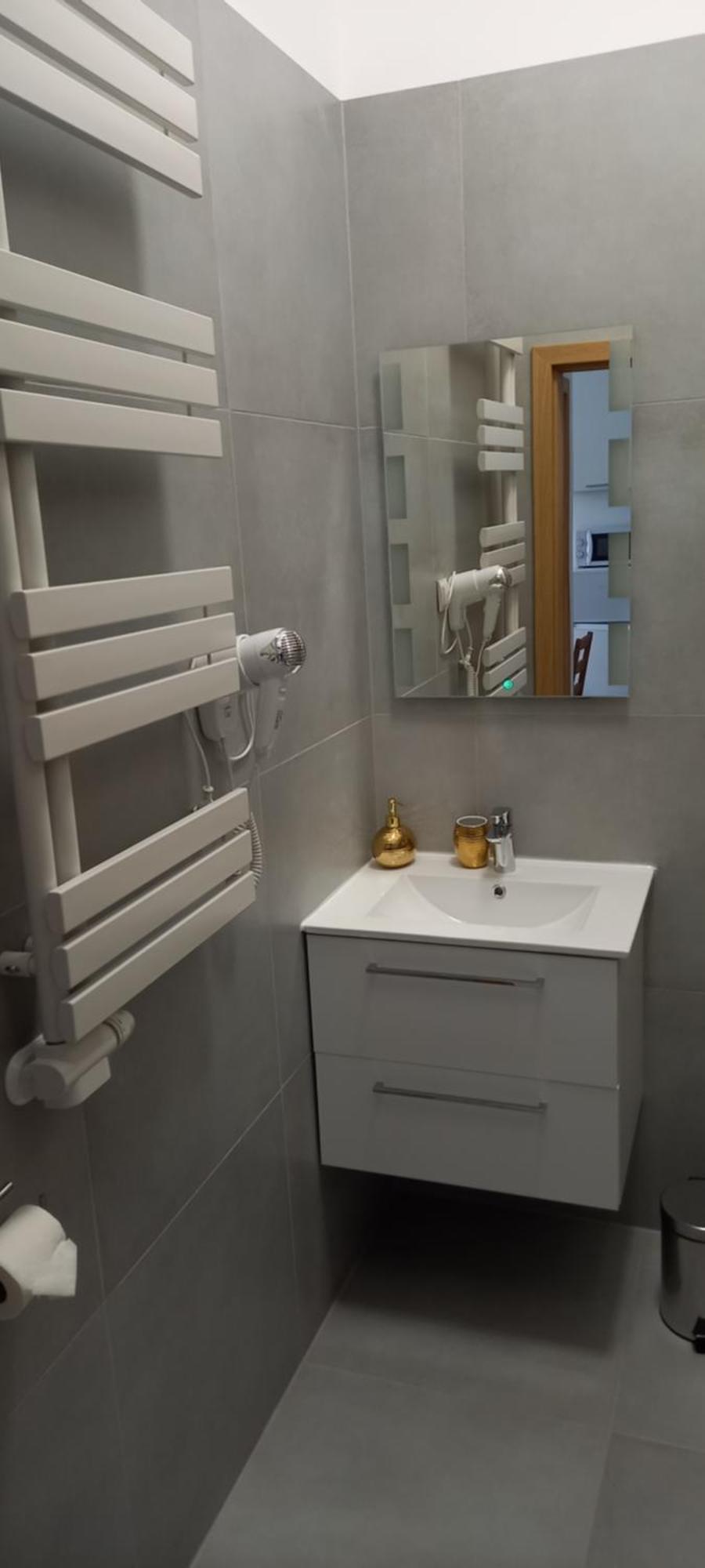 Apartament Love On 5 - Milosc Na 5 Legnica Exterior photo