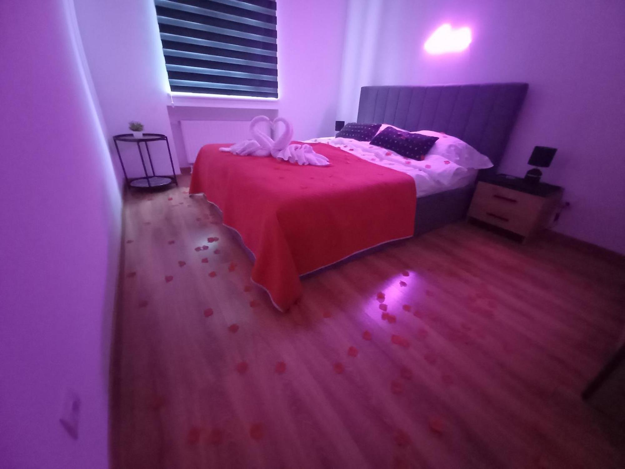 Apartament Love On 5 - Milosc Na 5 Legnica Exterior photo